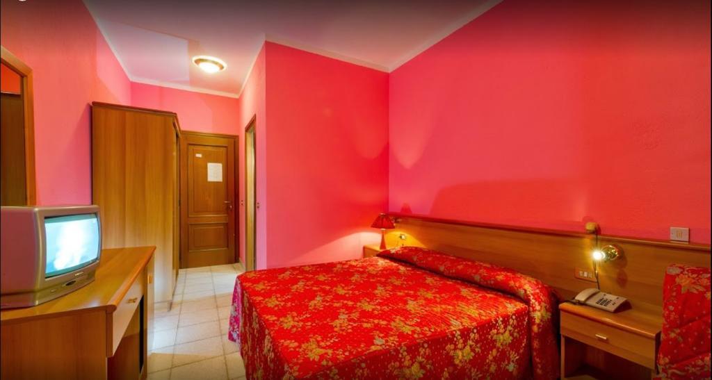 Hotel Veneriaz Nus Luaran gambar
